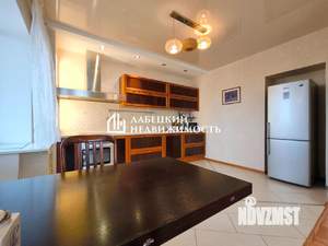 2-к квартира, вторичка, 70м2, 10/16 этаж