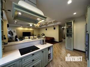 4-к квартира, вторичка, 196м2, 7/8 этаж