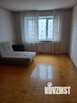 3-к квартира, вторичка, 74м2, 8/10 этаж