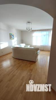 4-к квартира, вторичка, 169м2, 5/5 этаж