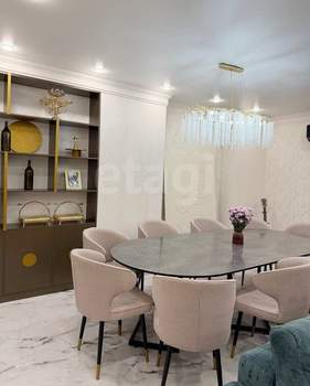 3-к квартира, вторичка, 130м2, 12/19 этаж