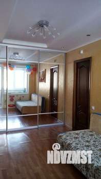 2-к квартира, вторичка, 42м2, 1/4 этаж