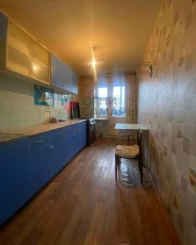 4-к квартира, вторичка, 76м2, 8/10 этаж