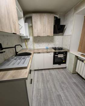 2-к квартира, вторичка, 49м2, 1/5 этаж