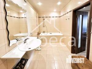 2-к квартира, вторичка, 101м2, 10/14 этаж