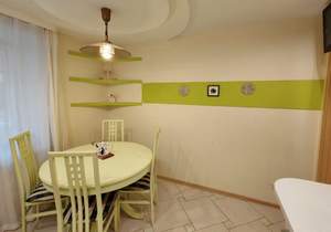 2-к квартира, вторичка, 52м2, 1/9 этаж