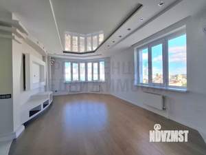 3-к квартира, вторичка, 135м2, 19/26 этаж