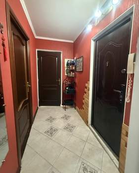 3-к квартира, вторичка, 58м2, 9/9 этаж