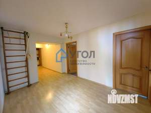 3-к квартира, вторичка, 121м2, 8/9 этаж