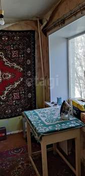 3-к квартира, вторичка, 42м2, 4/4 этаж