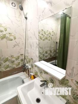 Студия квартира, вторичка, 42м2, 1/4 этаж