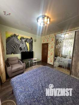 2-к квартира, вторичка, 50м2, 1/4 этаж