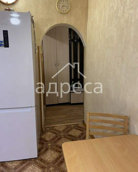 3-к квартира, вторичка, 63м2, 1/9 этаж