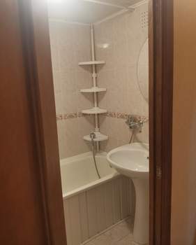 3-к квартира, вторичка, 62м2, 1/10 этаж
