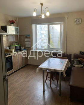 3-к квартира, вторичка, 74м2, 7/10 этаж