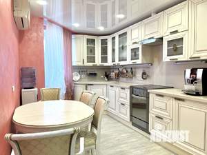 3-к квартира, вторичка, 80м2, 10/13 этаж