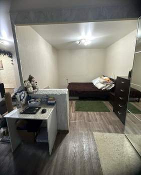 2-к квартира, вторичка, 49м2, 1/4 этаж