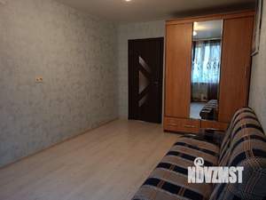 2-к квартира, вторичка, 56м2, 1/3 этаж