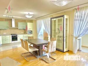 3-к квартира, вторичка, 132м2, 7/10 этаж