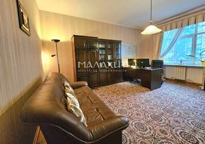 5-к квартира, вторичка, 215м2, 2/5 этаж