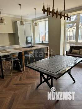 5-к квартира, вторичка, 246м2, 3/3 этаж