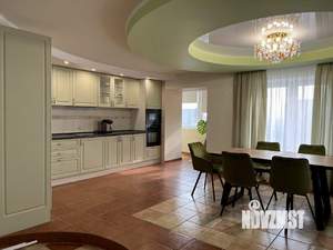 4-к квартира, вторичка, 268м2, 12/12 этаж