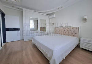 3-к квартира, вторичка, 135м2, 19/26 этаж