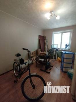 3-к квартира, вторичка, 60м2, 1/9 этаж