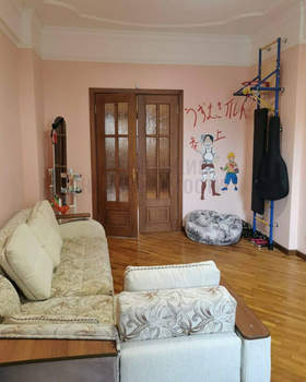 3-к квартира, вторичка, 81м2, 2/5 этаж