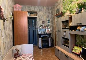 4-к квартира, вторичка, 72м2, 1/5 этаж