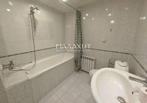 3-к квартира, вторичка, 57м2, 1/9 этаж