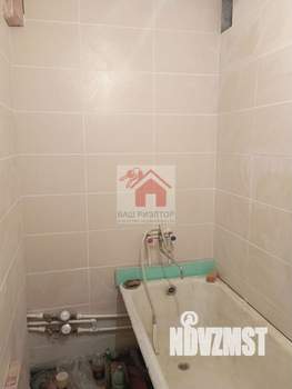 4-к квартира, вторичка, 64м2, 5/5 этаж