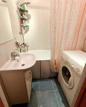 2-к квартира, вторичка, 52м2, 10/16 этаж