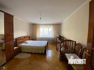 4-к квартира, вторичка, 143м2, 7/10 этаж
