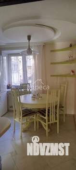 2-к квартира, вторичка, 52м2, 1/9 этаж