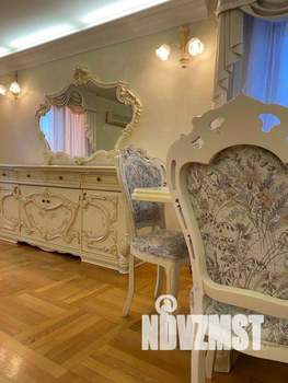 5-к квартира, вторичка, 240м2, 10/16 этаж