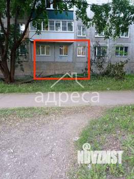 2-к квартира, вторичка, 42м2, 1/5 этаж