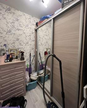 2-к квартира, вторичка, 60м2, 4/4 этаж