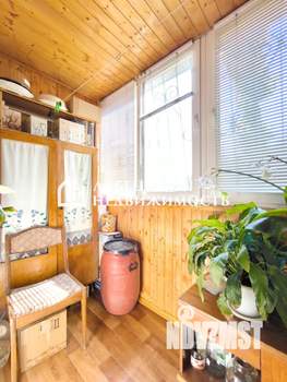 3-к квартира, вторичка, 67м2, 1/9 этаж