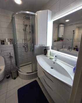 4-к квартира, вторичка, 94м2, 7/9 этаж