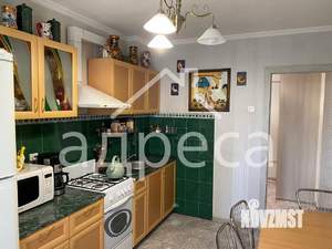 2-к квартира, вторичка, 64м2, 4/10 этаж