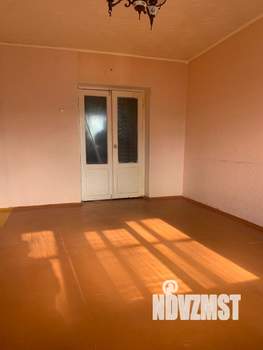 3-к квартира, вторичка, 60м2, 5/5 этаж