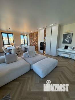 4-к квартира, вторичка, 130м2, 6/20 этаж