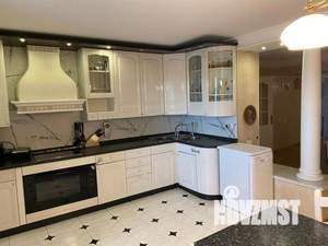 5-к квартира, вторичка, 240м2, 10/16 этаж