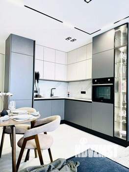 3-к квартира, вторичка, 103м2, 14/16 этаж