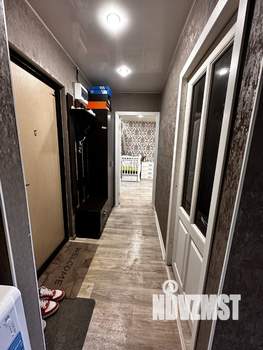 2-к квартира, вторичка, 43м2, 1/9 этаж