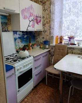 3-к квартира, вторичка, 53м2, 1/2 этаж