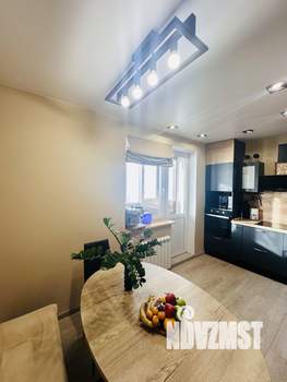 2-к квартира, вторичка, 71м2, 19/27 этаж