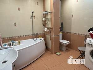2-к квартира, вторичка, 61м2, 9/16 этаж