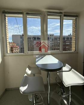 2-к квартира, вторичка, 70м2, 12/12 этаж